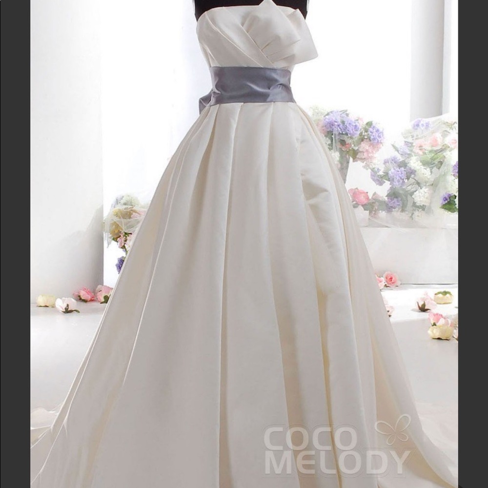 Brand New Wedding Dress!